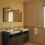 Villa Monte Oliveiras With Private Pool