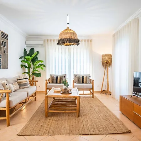 Monte Oliveiras With Private Pool *