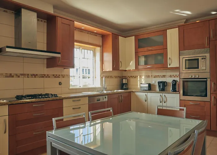 Villa Monte Oliveiras With Private Pool *