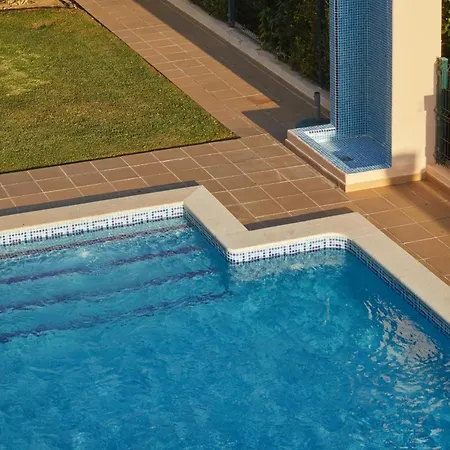 Вилла Monte Oliveiras With Private Pool