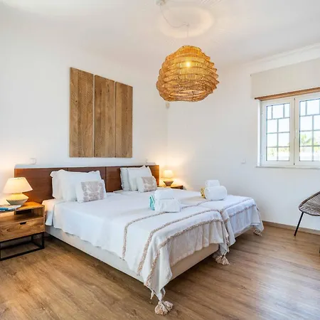 Villa Monte Oliveiras With Private Pool Albufeira