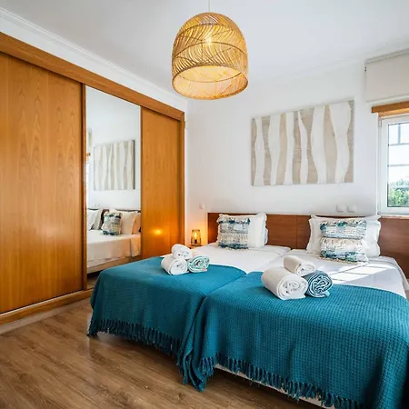 Monte Oliveiras With Private Pool Villa