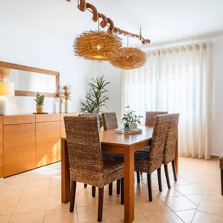 Villa Monte Oliveiras With Private Pool