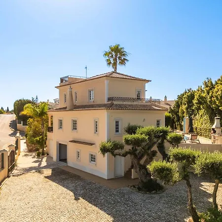 Villa Monte Oliveiras With Private Pool *